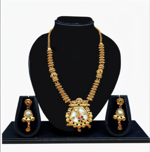 8. Traditional Gold-Plated Bridal Necklace Set with Earrings – Ethnic Indian Wedding Jewelry